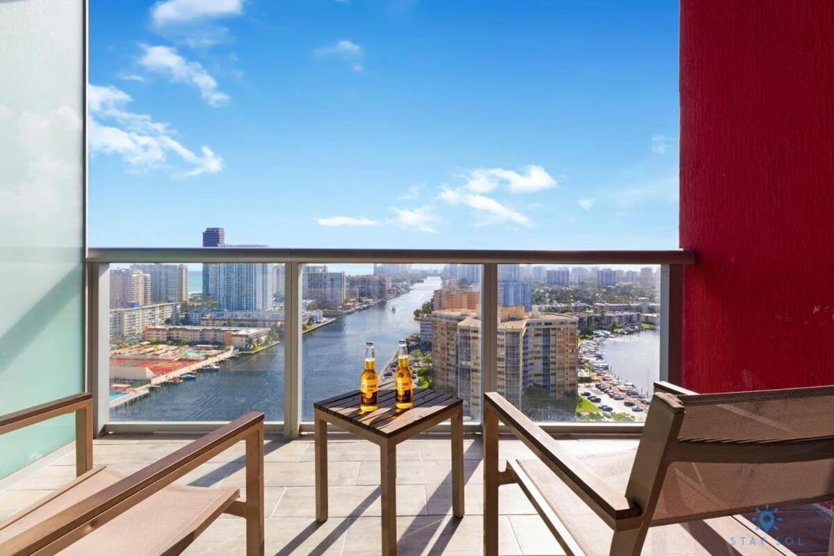 Infinite View With Balcony,Pool Plus Near Beach Plaja Hallandale Exterior foto